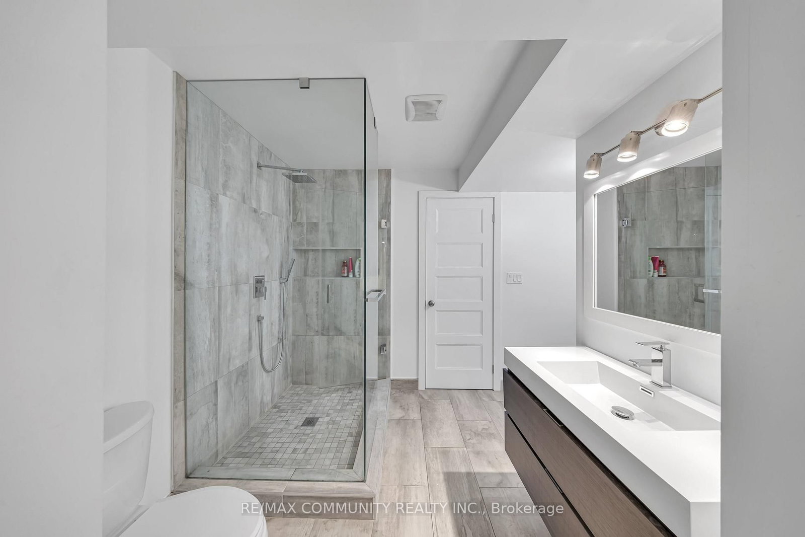 5326 Segriff Drive • Mississauga, ON photo 43