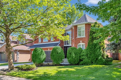 298 Northwood Drive • Oakville, ON photo 2