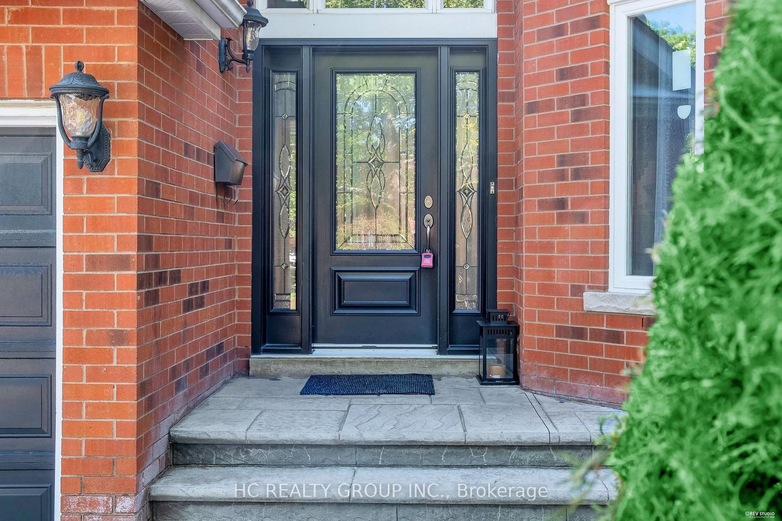 298 Northwood Drive • Oakville, ON photo 3