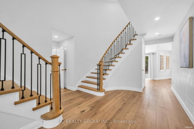 298 Northwood Drive • Oakville, ON photo 6