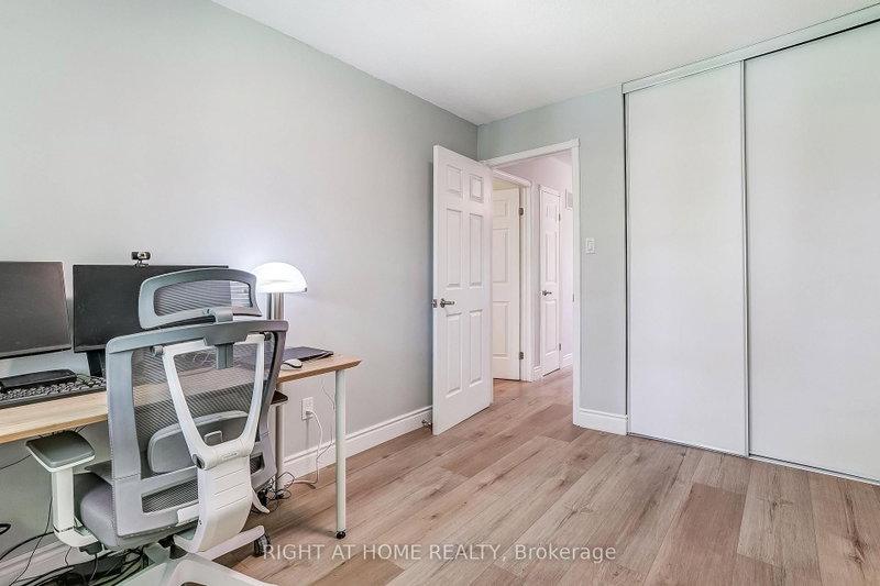 2120 Rathburn Mississauga,ON L4W 2S8 — Photo 21