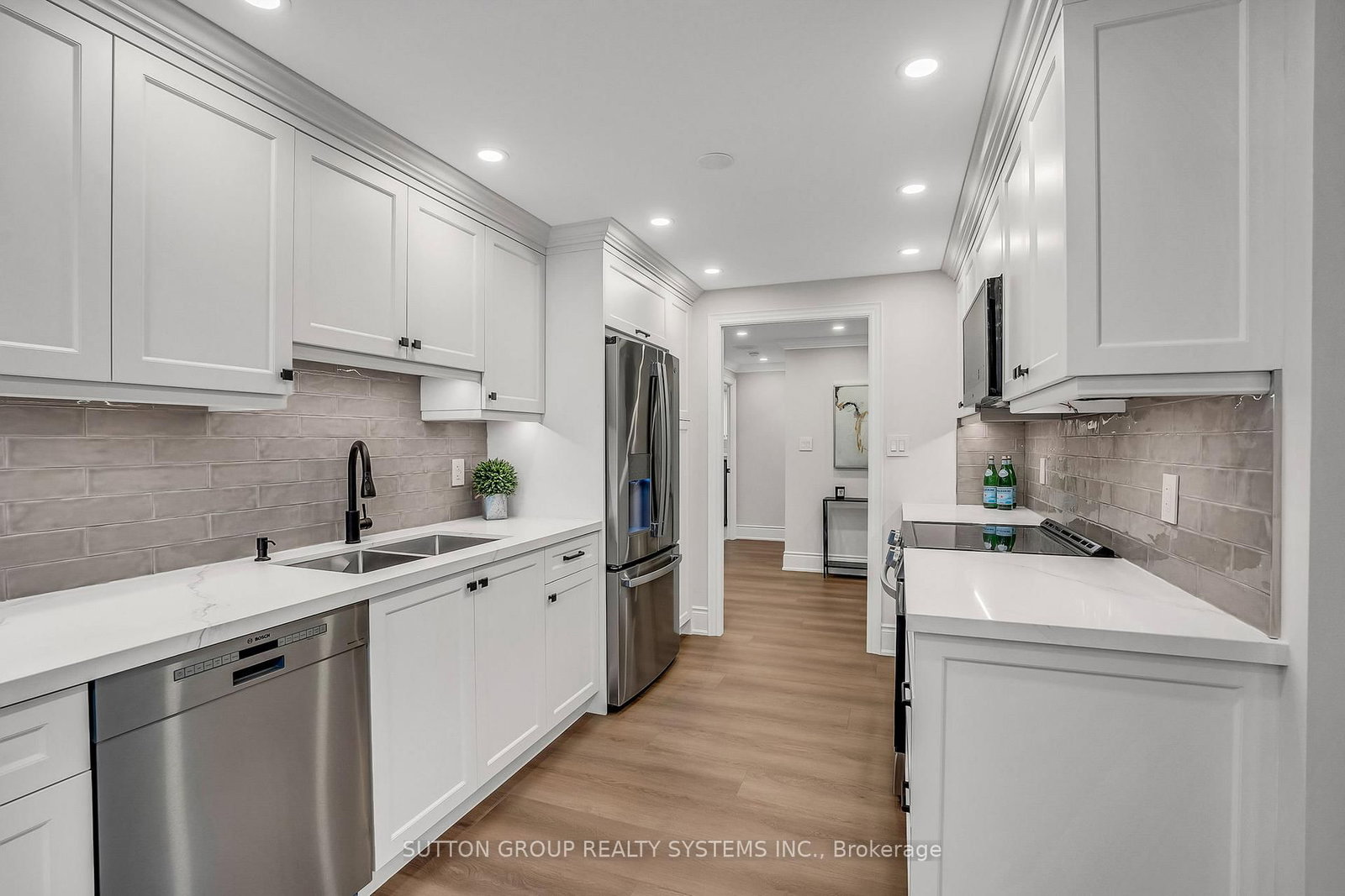 2180 Marine Drive • #501 • Oakville, ON photo 1