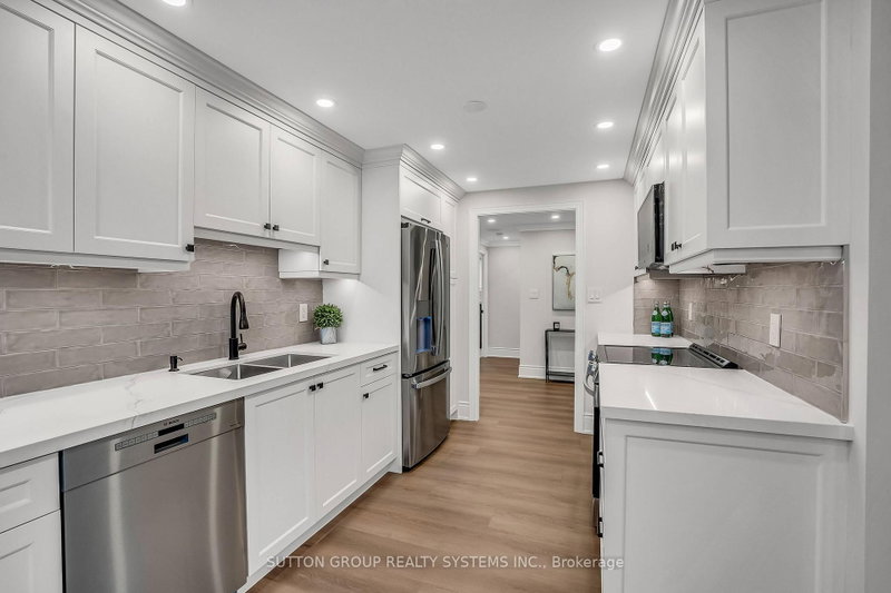 501 - 2180 Marine Drive