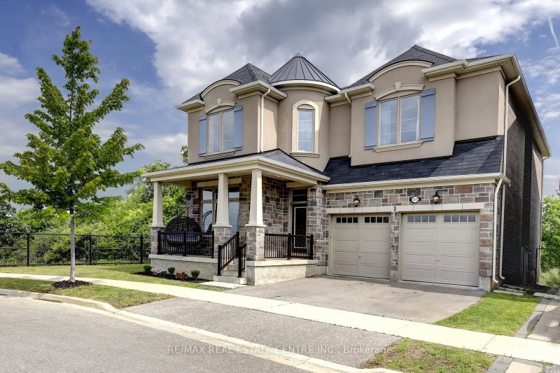 1213 Sweetfern Crescent