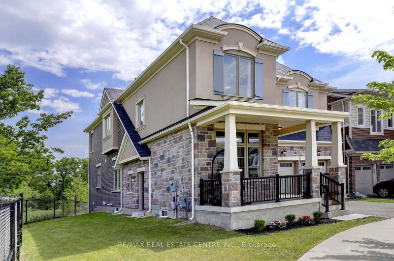 1213 Sweetfern Crescent
