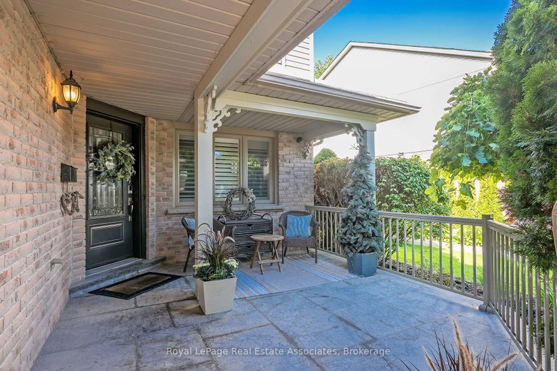 5824 Cornell Crescent