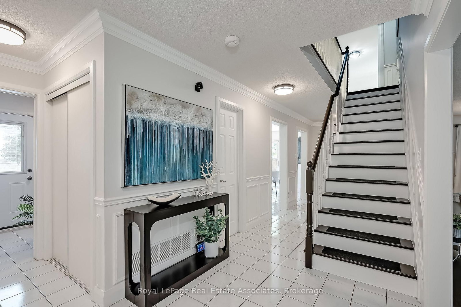 5824 Cornell Crescent • Mississauga, ON photo 4