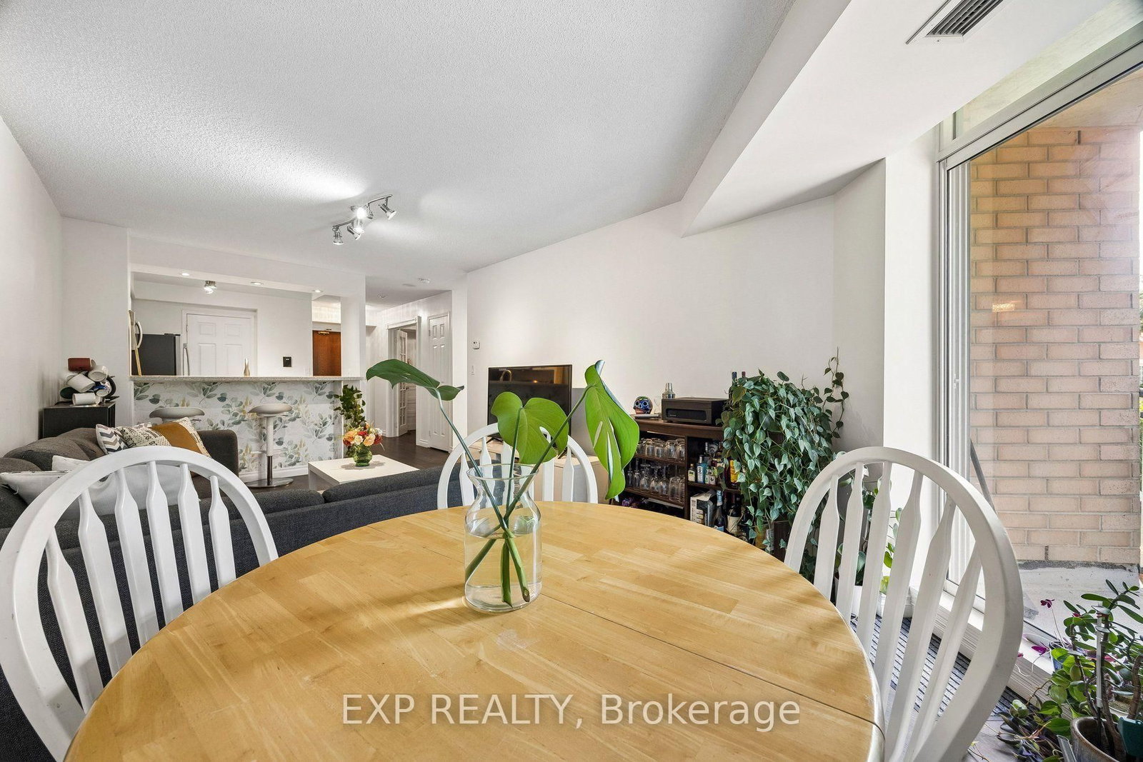 190 Manitoba Street • #311 • Toronto, ON photo 15