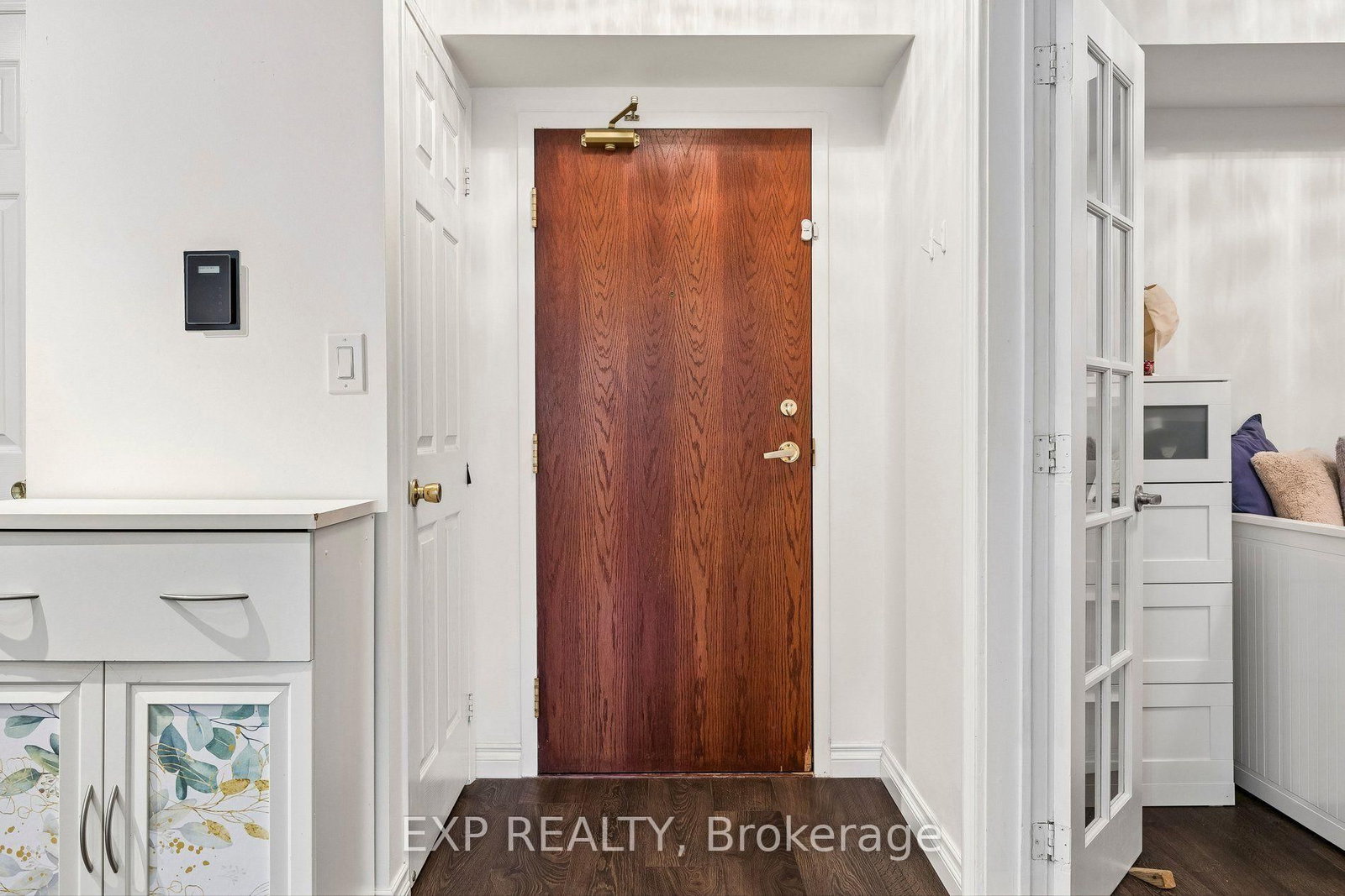 190 Manitoba Street • #311 • Toronto, ON photo 3