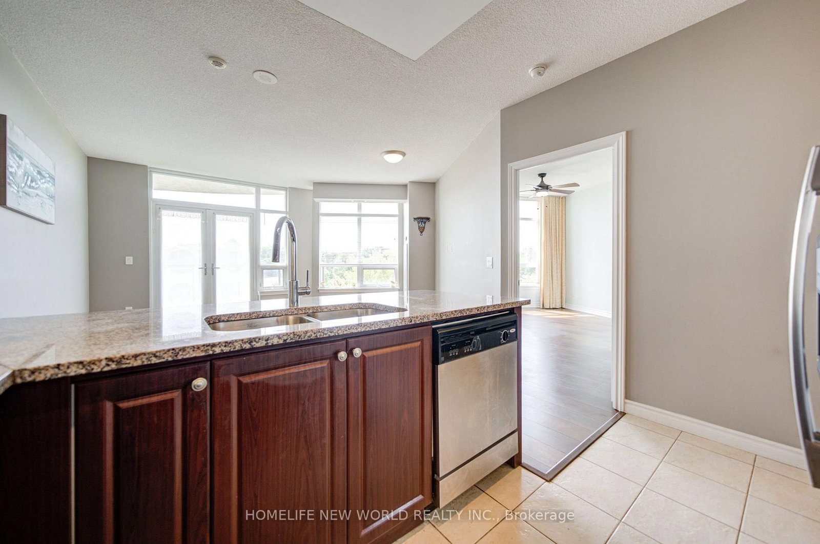 1135 Royal York Road • #304 • Toronto, ON photo 18