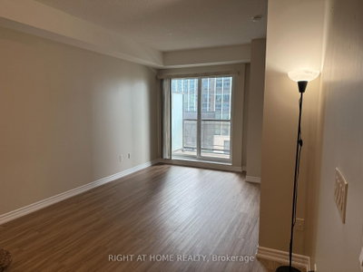 385 Prince Of Wales Drive • #401 • Mississauga, ON photo 9