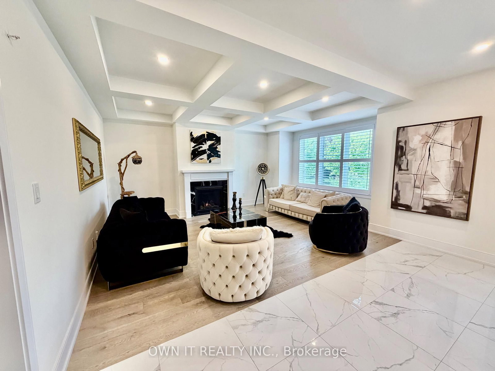 33 Lost Canyon Way • Brampton, ON photo 11