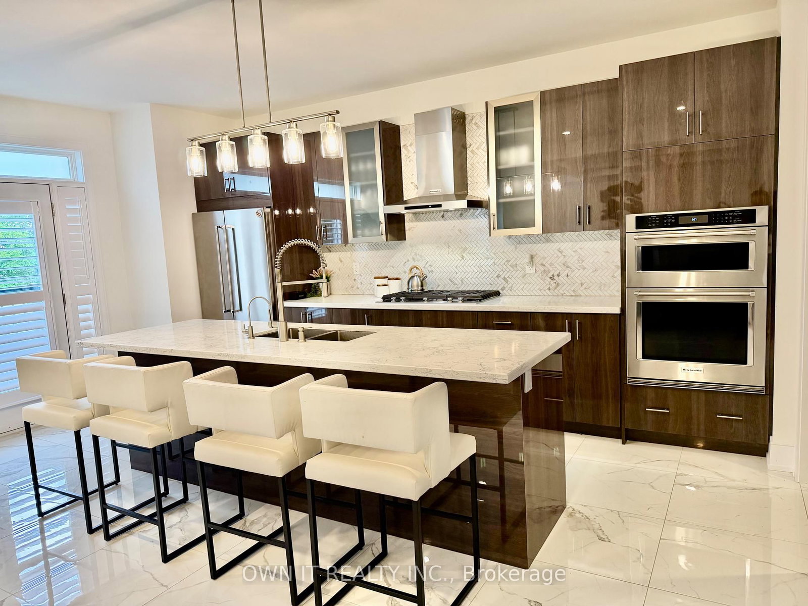 33 Lost Canyon Way • Brampton, ON photo 18