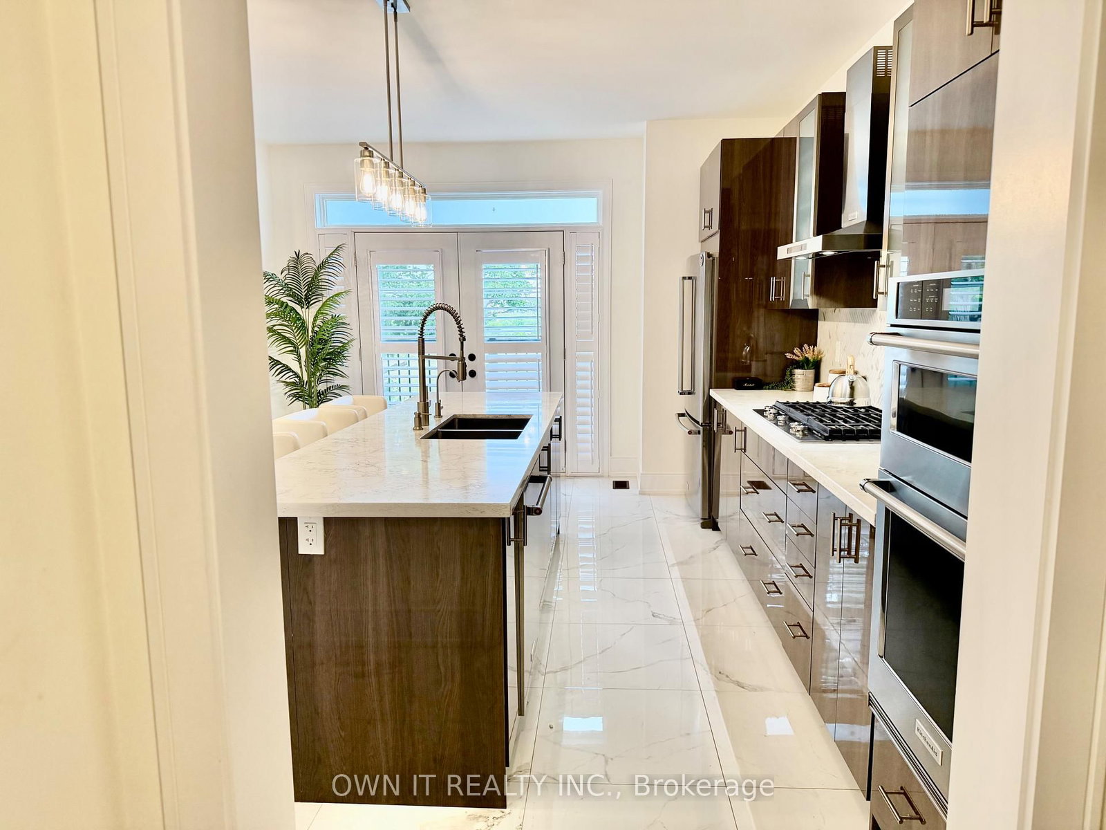 33 Lost Canyon Way • Brampton, ON photo 19