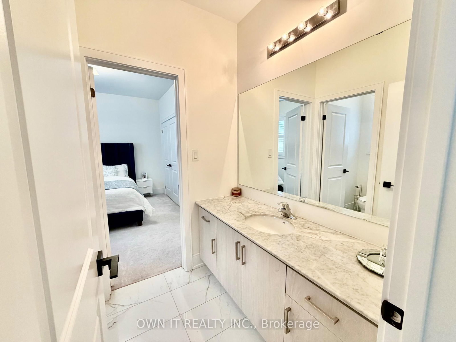 33 Lost Canyon Way • Brampton, ON photo 32