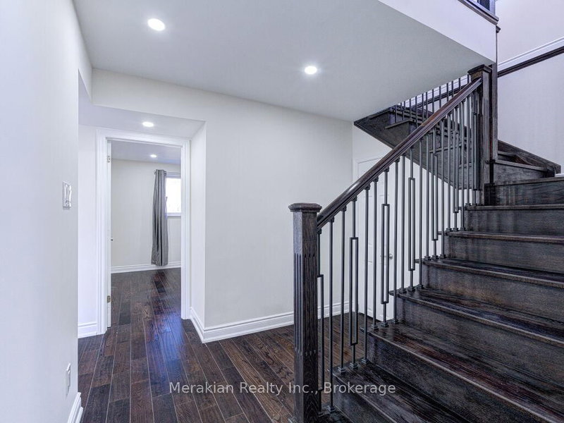 214 Folkstone Brampton,ON L6T 3N6 — Photo 18