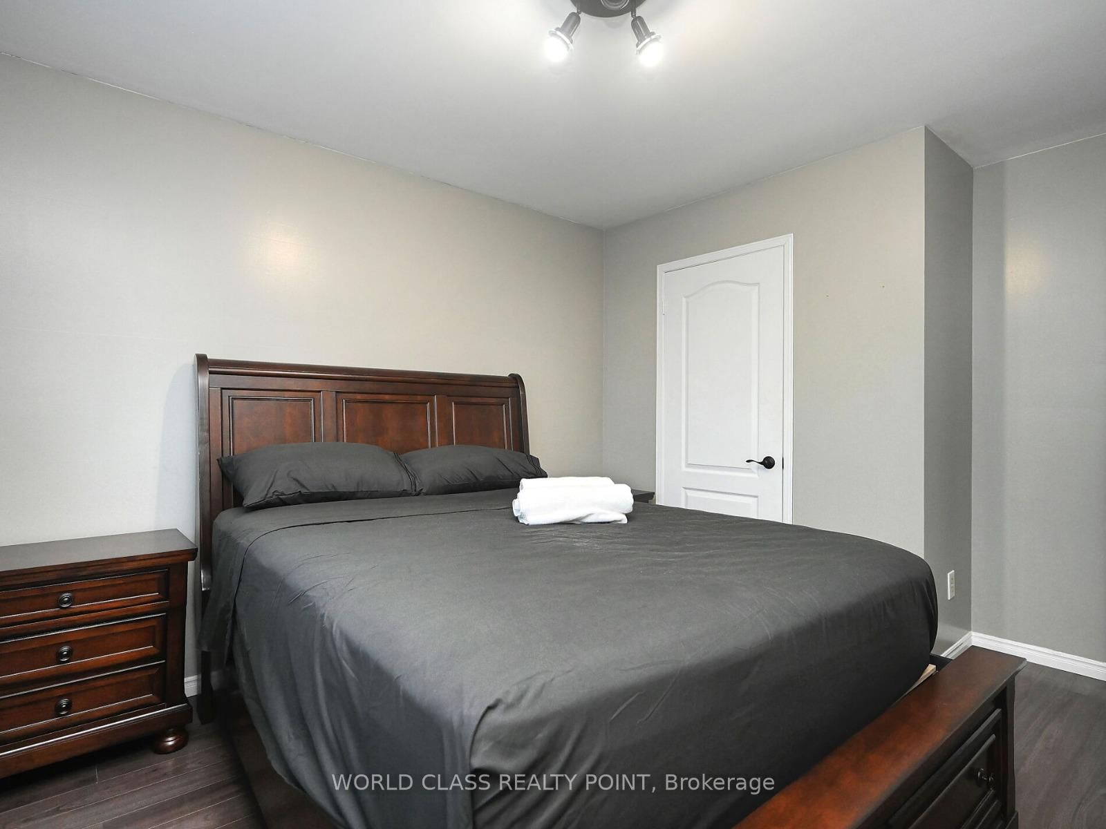 6136 Ford Road • Mississauga, ON photo 28