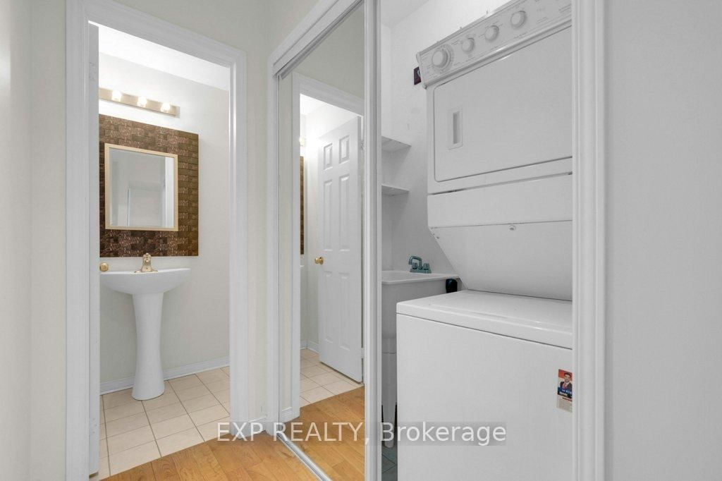 7035 Rexwood Road • #13 • Mississauga, ON photo 13