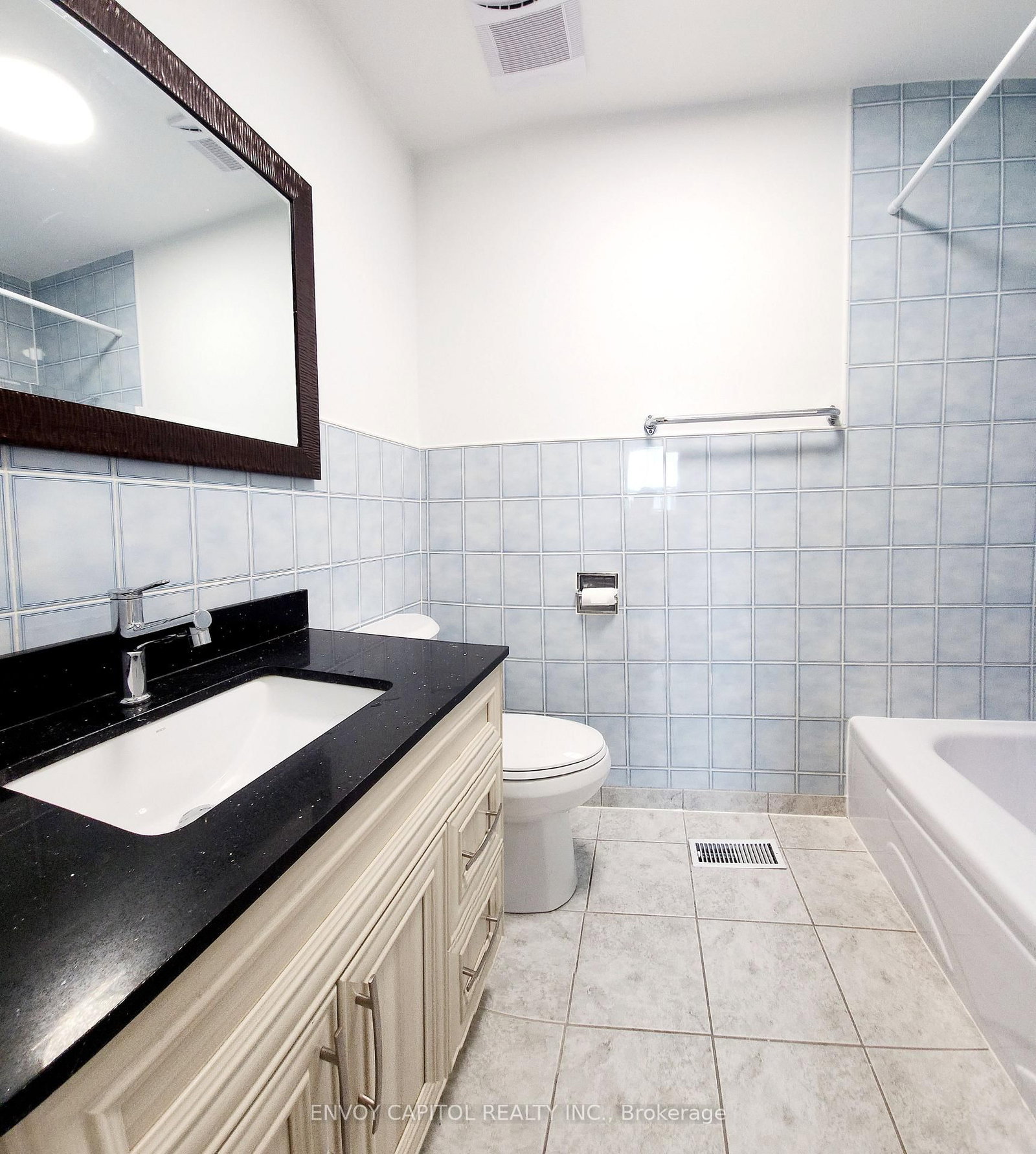 14 Faulkner Crescent • Toronto, ON photo 16