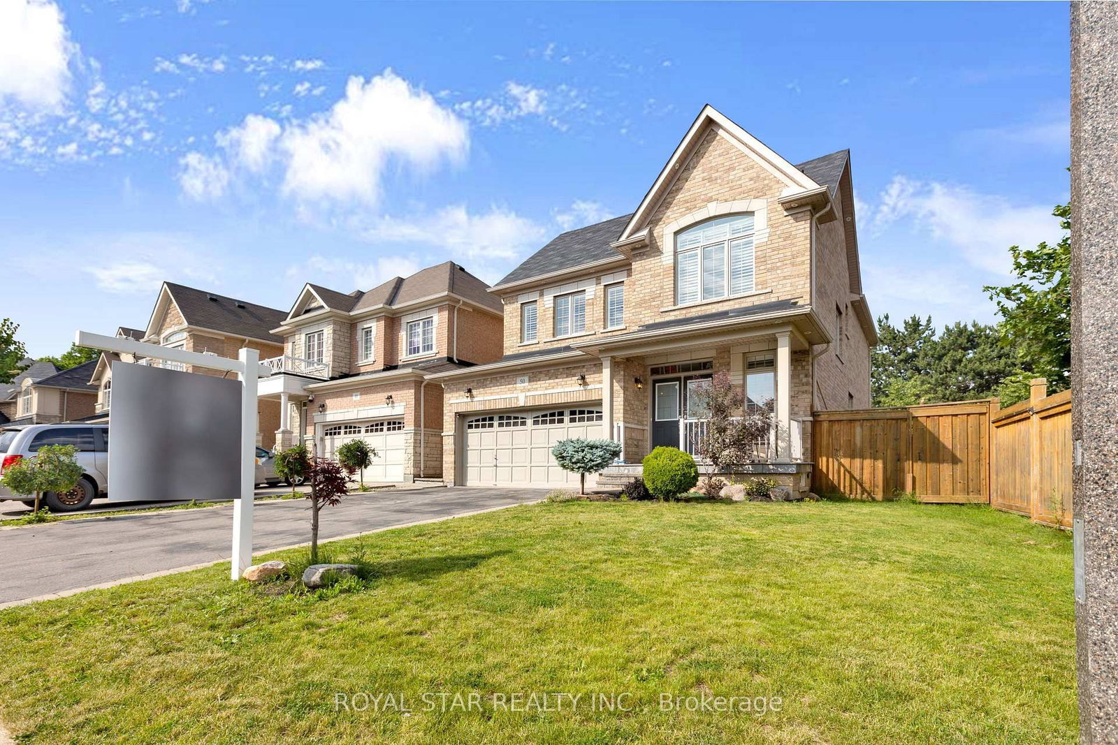 50 Brookwater Crescent • Caledon, ON photo 2