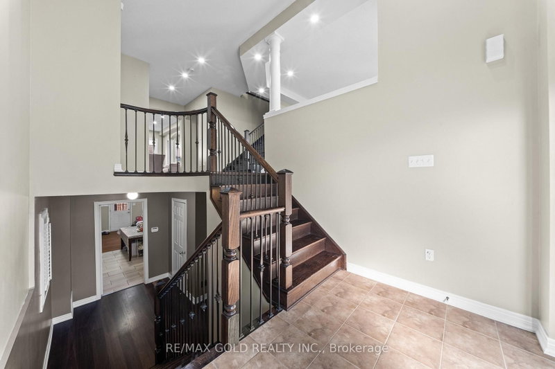 11 Clearfield Drive