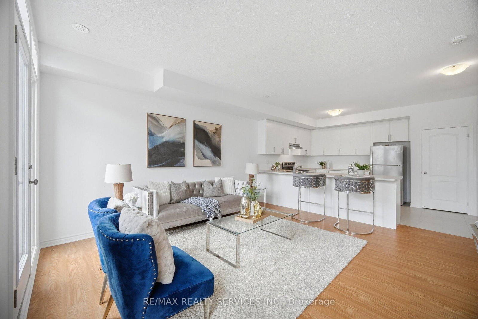 19 Tiveron Avenue • Caledon, ON photo 2