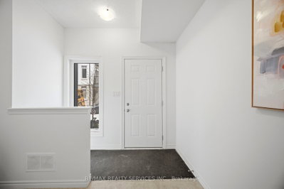 19 Tiveron Avenue • Caledon, ON photo 9