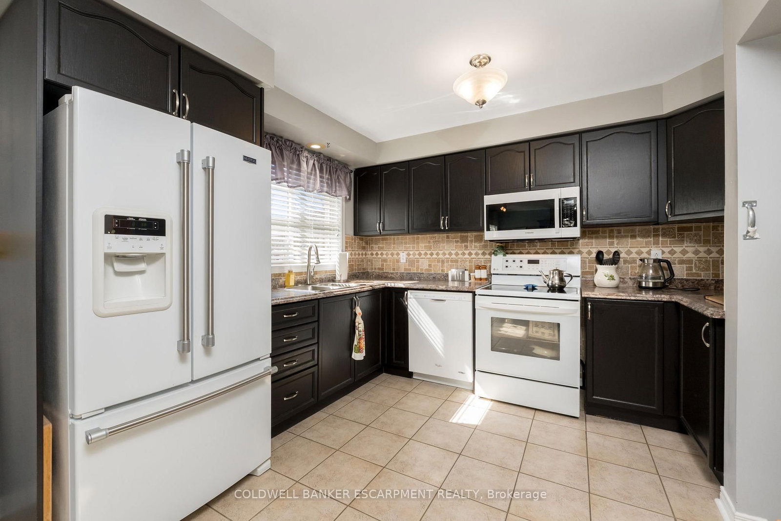 593 Caverhill Crescent • Milton, ON photo 15