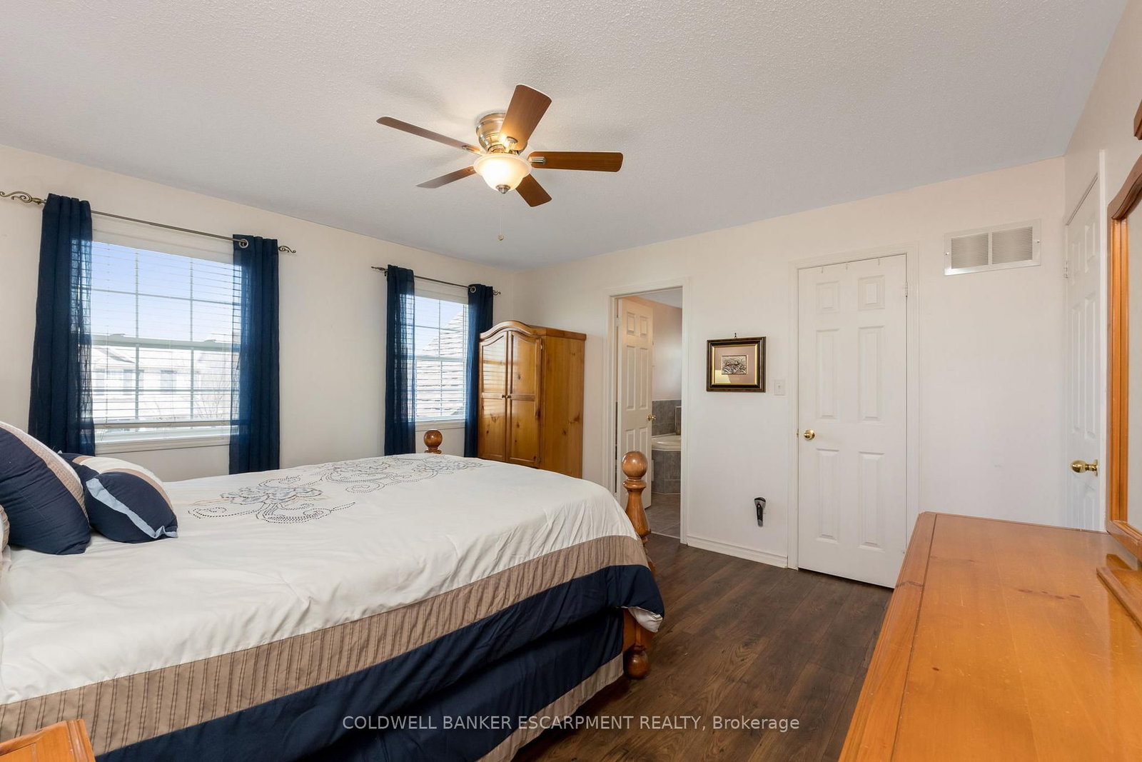 593 Caverhill Crescent • Milton, ON photo 29