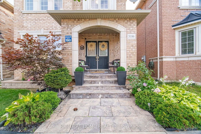 3186 Robert Brown Boulevard