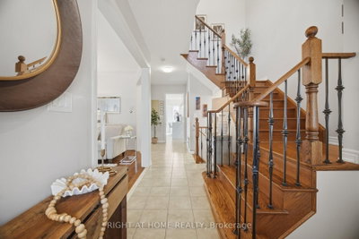 3186 Robert Brown Boulevard • Oakville, ON photo 4