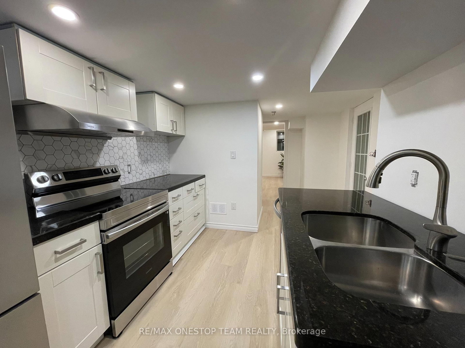 Lower - 3117 River Rock Path, Oakville 5