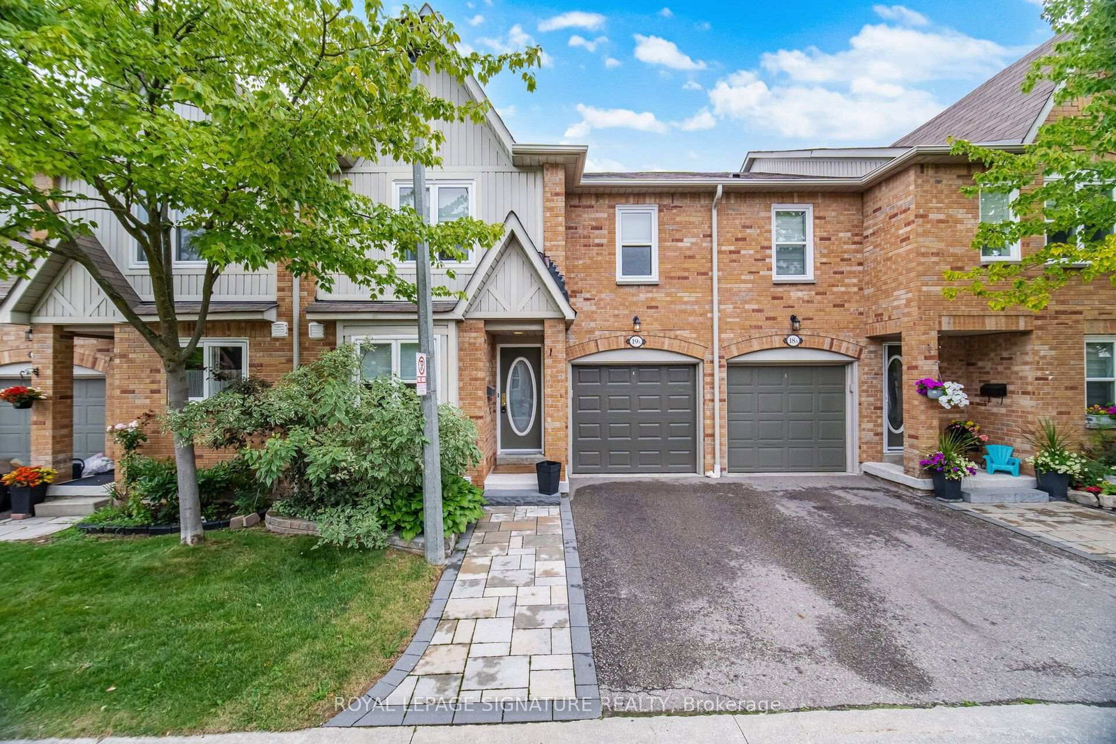 5940 Glen Erin Drive • #19A • Mississauga, ON photo 1