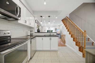 5940 Glen Erin Mississauga,ON L5M 5W9 — Photo 12