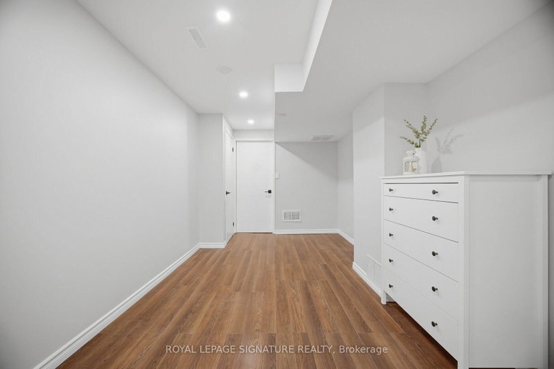 5940 Glen Erin Mississauga,ON L5M 5W9 — Photo 38