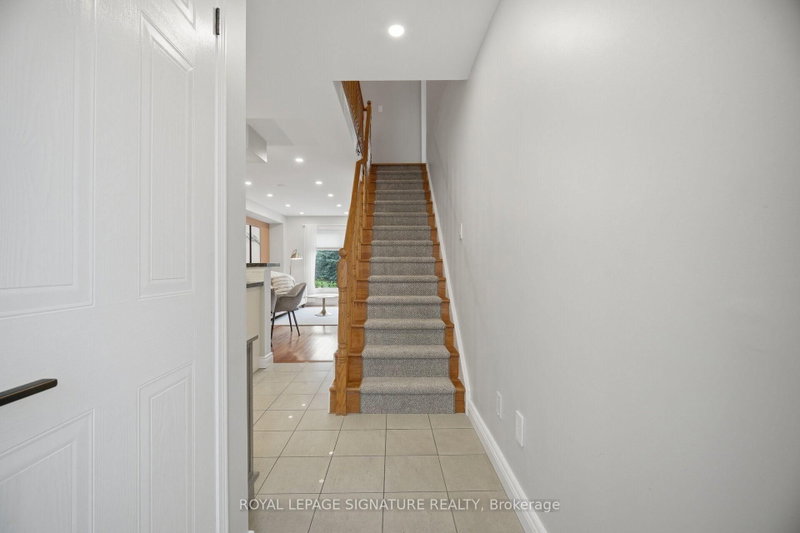 5940 Glen Erin Mississauga,ON L5M 5W9 — Photo 5