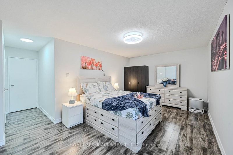 4 Kings Cross Brampton,ON L6T 3X8 — Photo 31