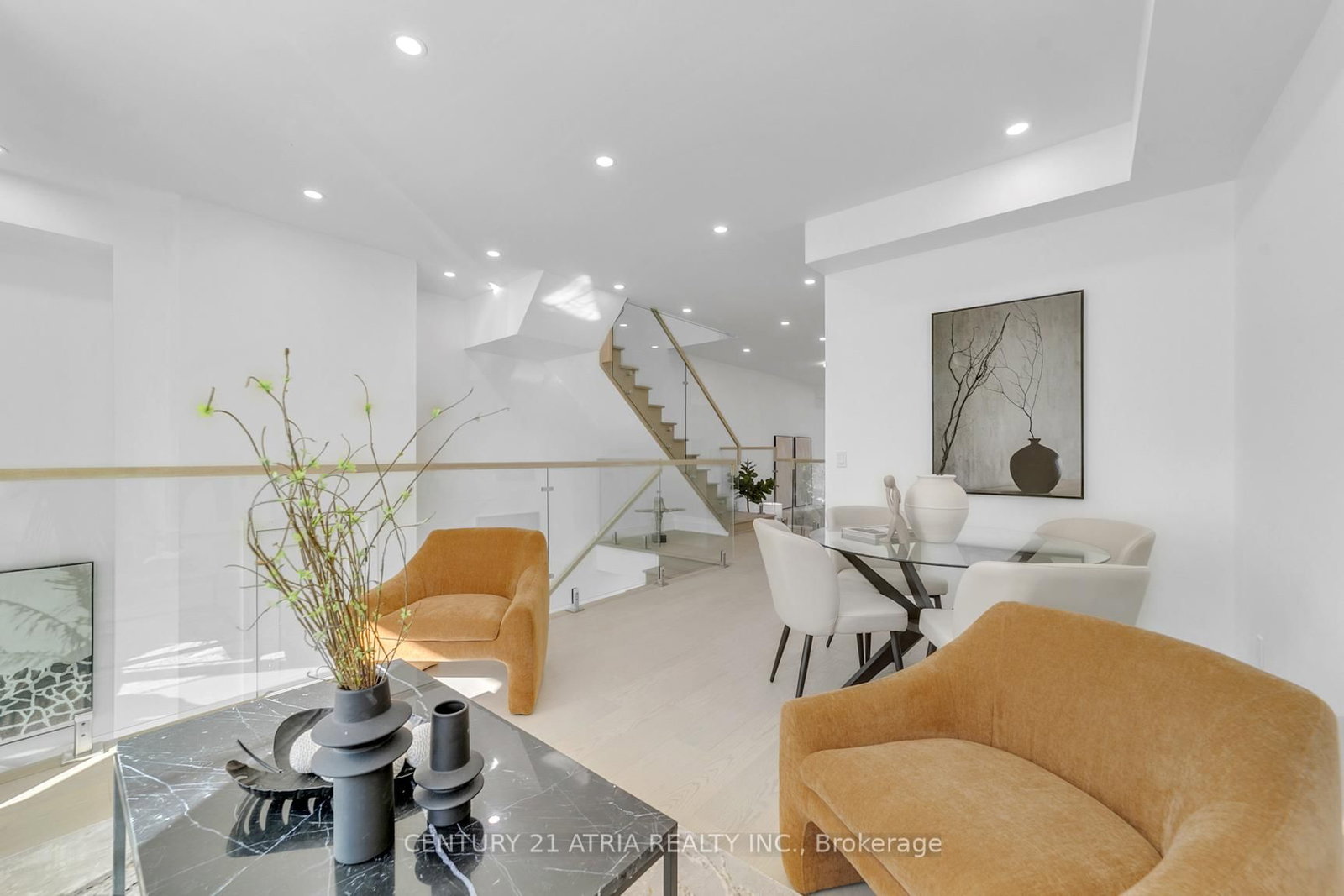 47 Eighth Street • Toronto, ON photo 10