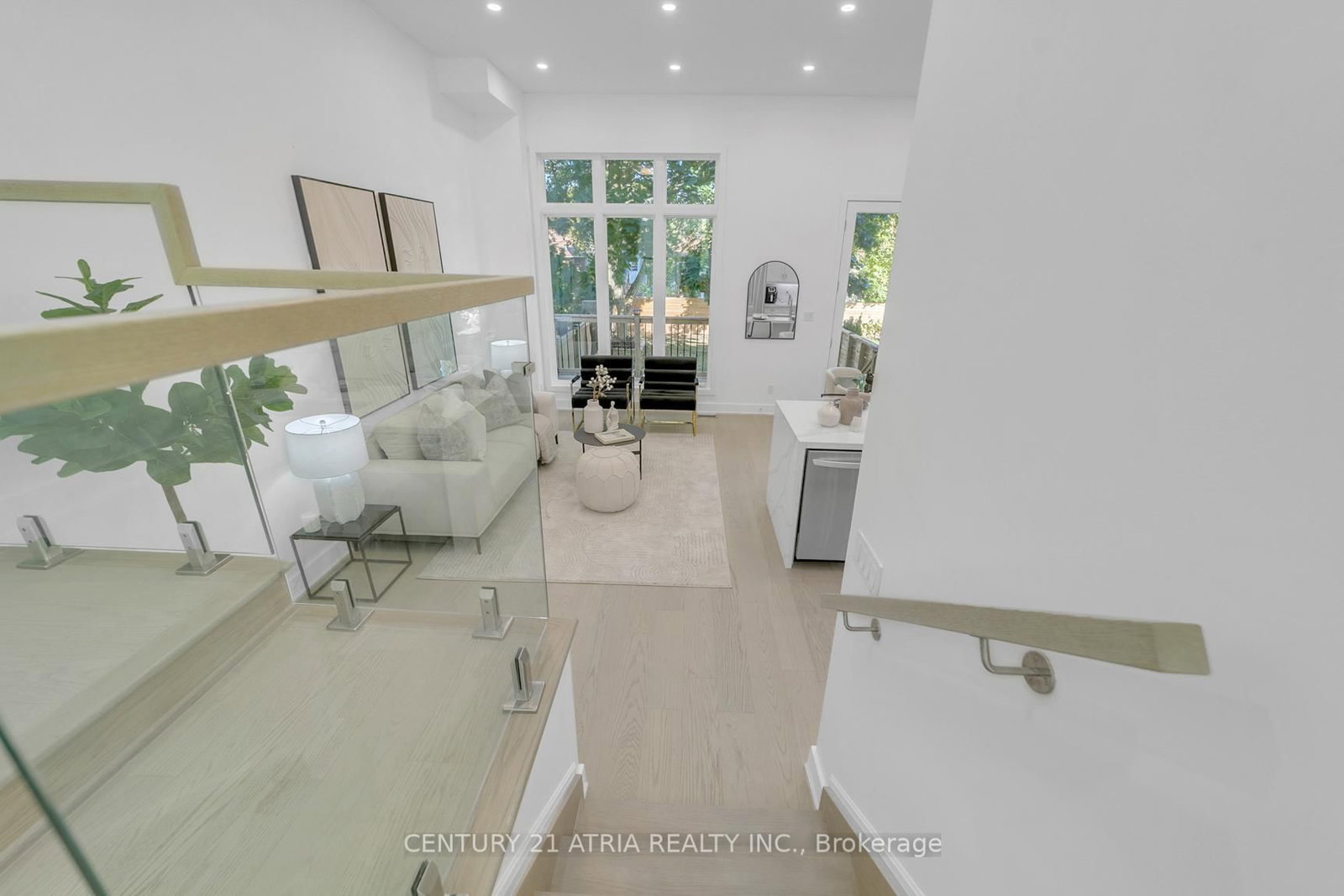 47 Eighth Street • Toronto, ON photo 12