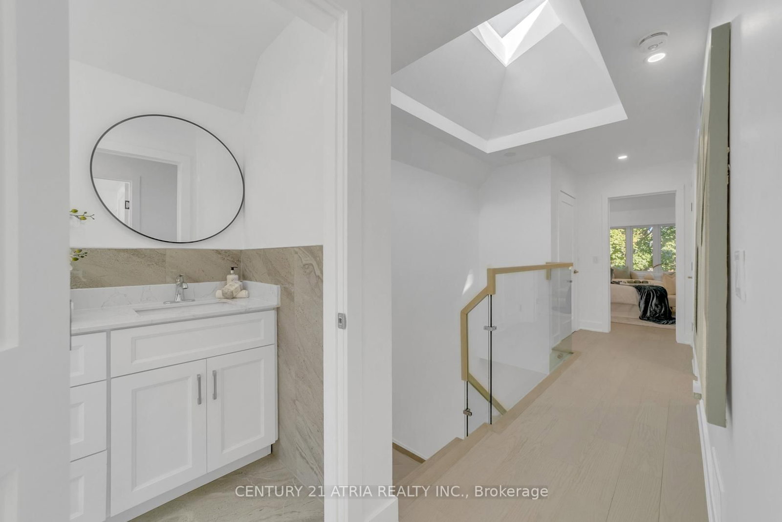 47 Eighth Street • Toronto, ON photo 22