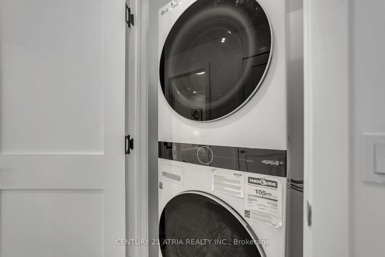 47 Eighth Street • Toronto, ON photo 28
