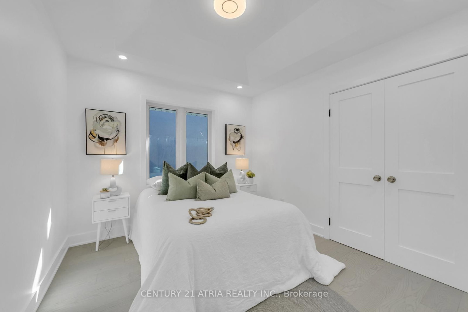 47 Eighth Street • Toronto, ON photo 29