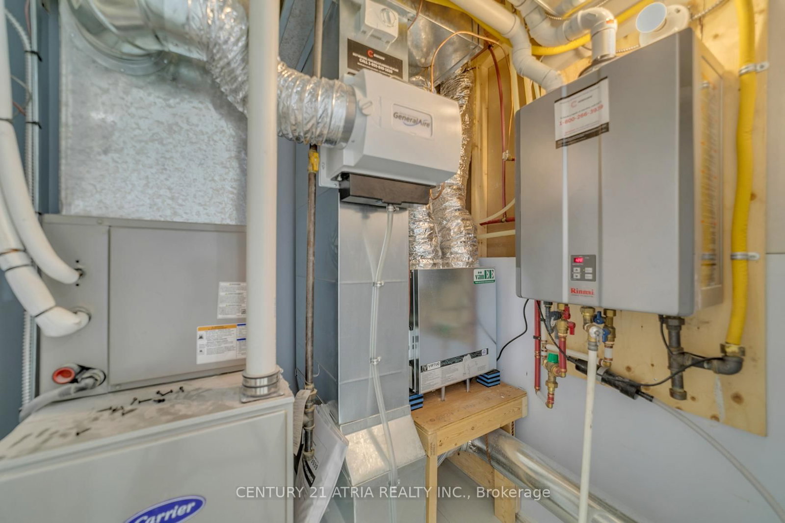47 Eighth Street • Toronto, ON photo 34