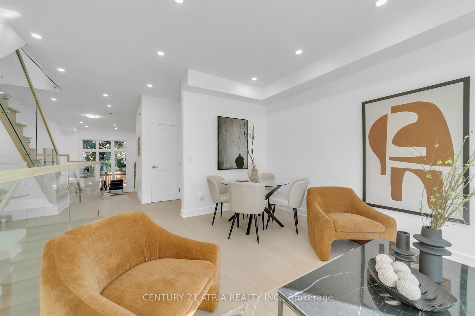47 Eighth Street • Toronto, ON photo 9
