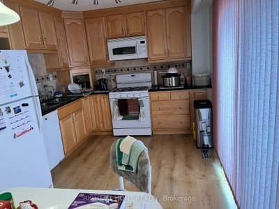 70 Carisbrooke Court • Brampton, ON photo 3