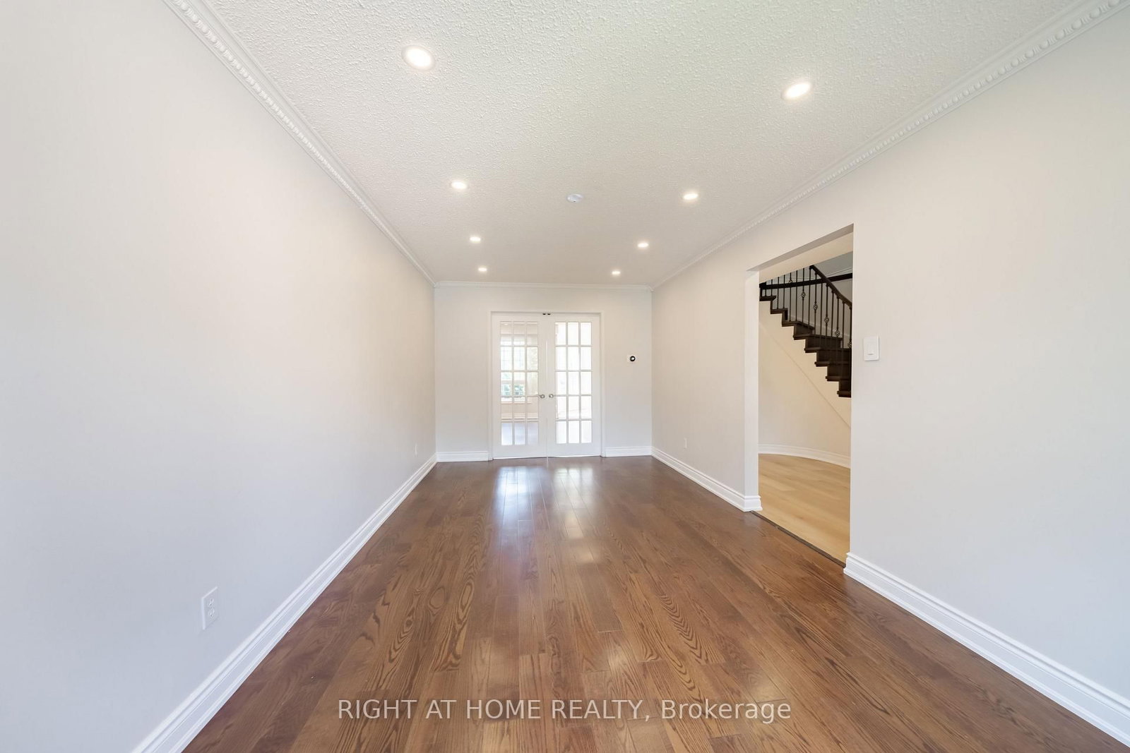 345 Mill Street S • Brampton, ON photo 17