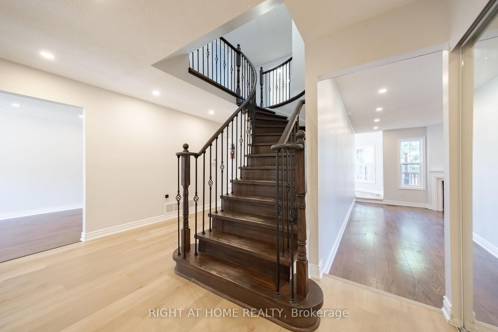 345 Mill Street S • Brampton, ON photo 5