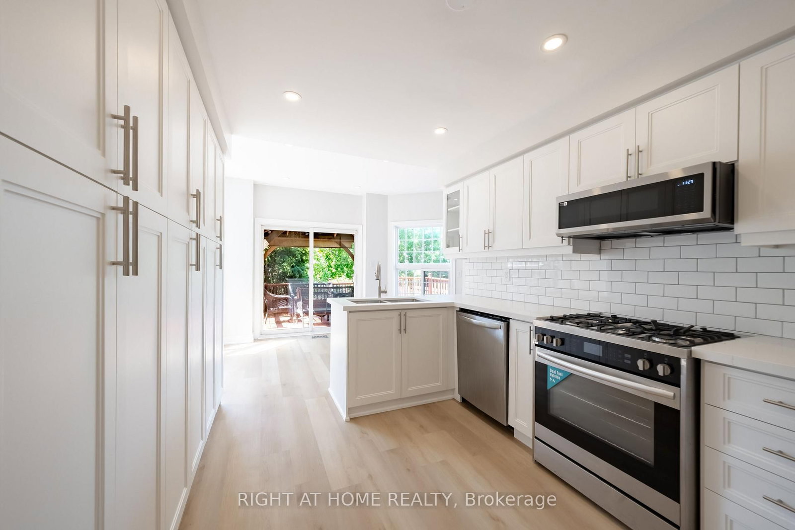 345 Mill Street S • Brampton, ON photo 6