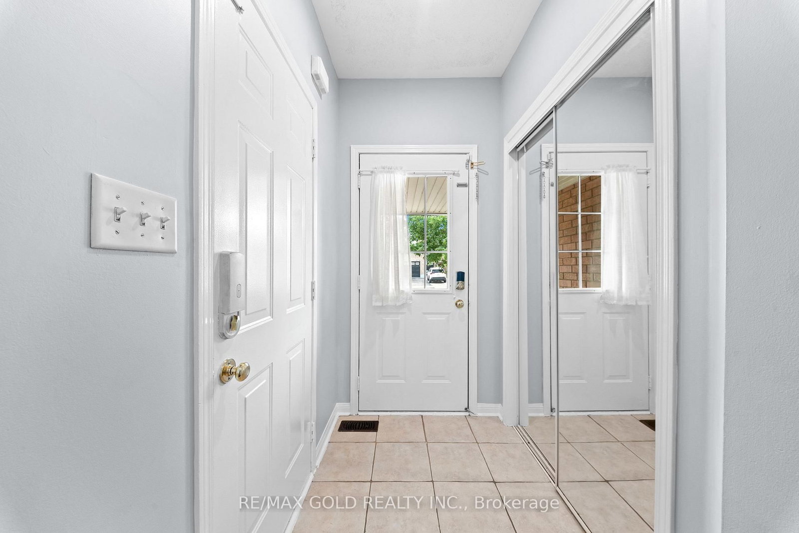 61 Herdwick Street • Brampton, ON photo 6