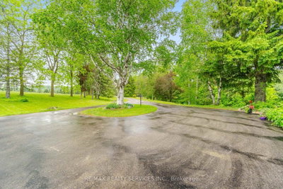 19246 Centreville Creek Road • Caledon, ON photo 7